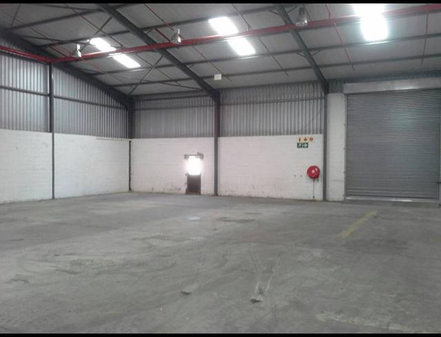 866M² WAREHOUSE TO LET IN EPPING INDUSTRIAL